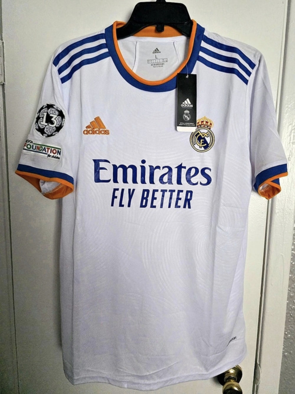 Real Madrid Home Jersey 2021/22 Benzema 9 Size Large
